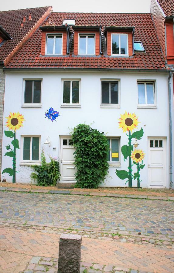 Zentrale Ferienwohnung Anker Im Sonnenblumenhaus เฟลนส์บวร์ก ภายนอก รูปภาพ